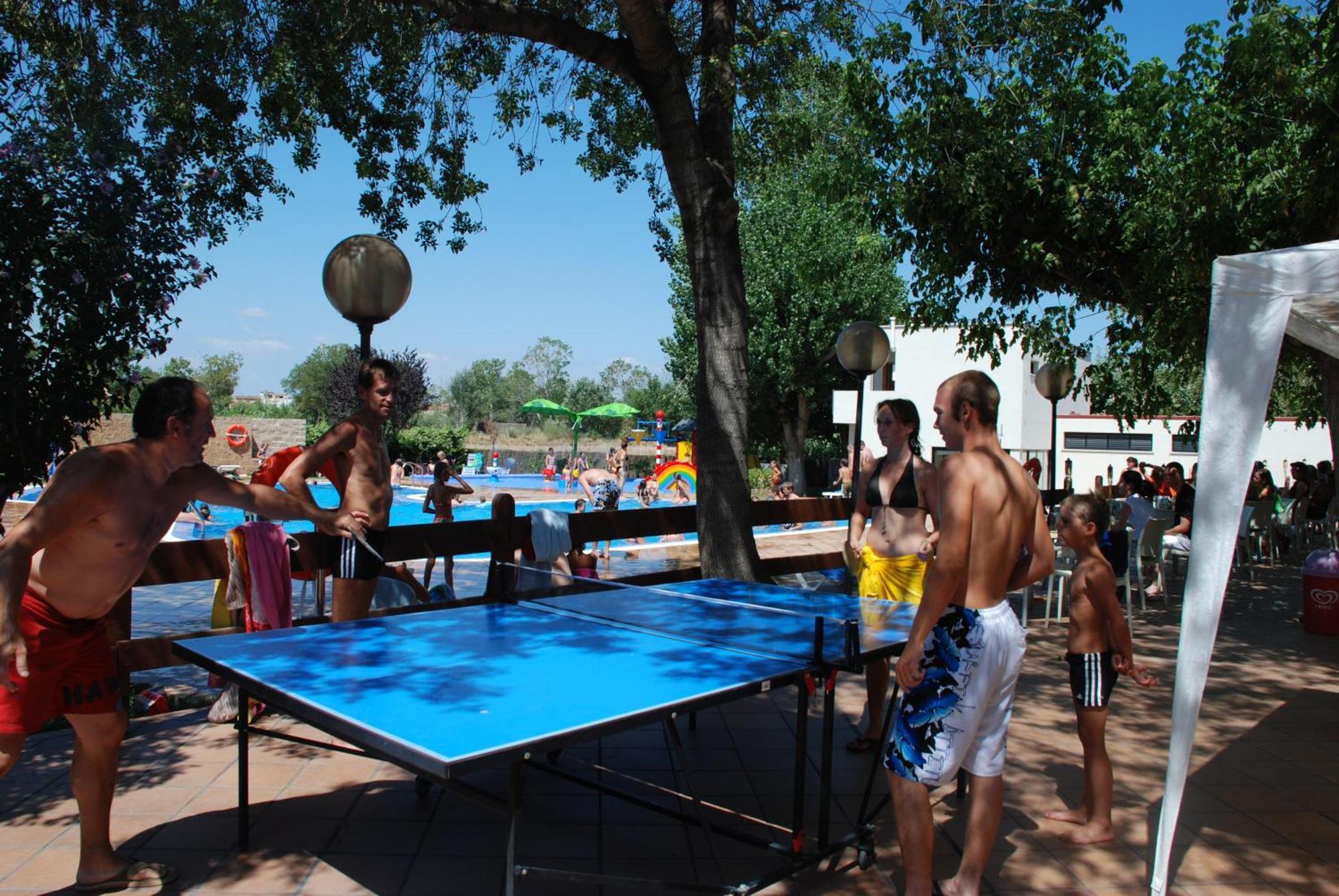 Camping Senia Riu Sant Pere Pescador Exterior foto