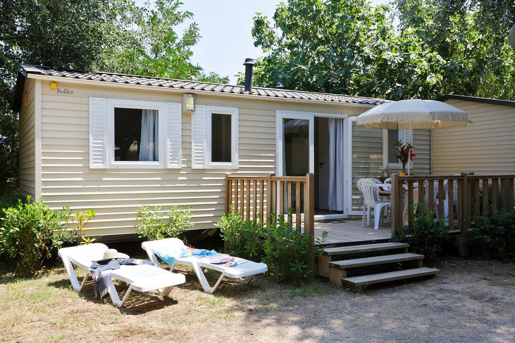 Camping Senia Riu Sant Pere Pescador Exterior foto