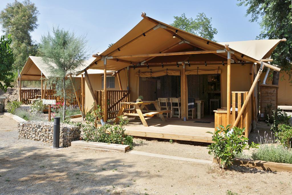 Camping Senia Riu Sant Pere Pescador Exterior foto