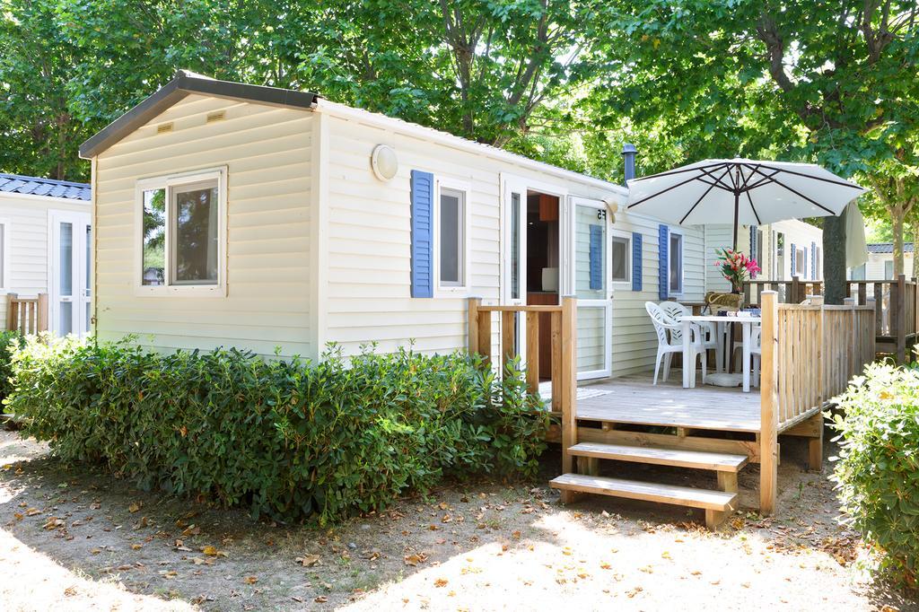 Camping Senia Riu Sant Pere Pescador Exterior foto