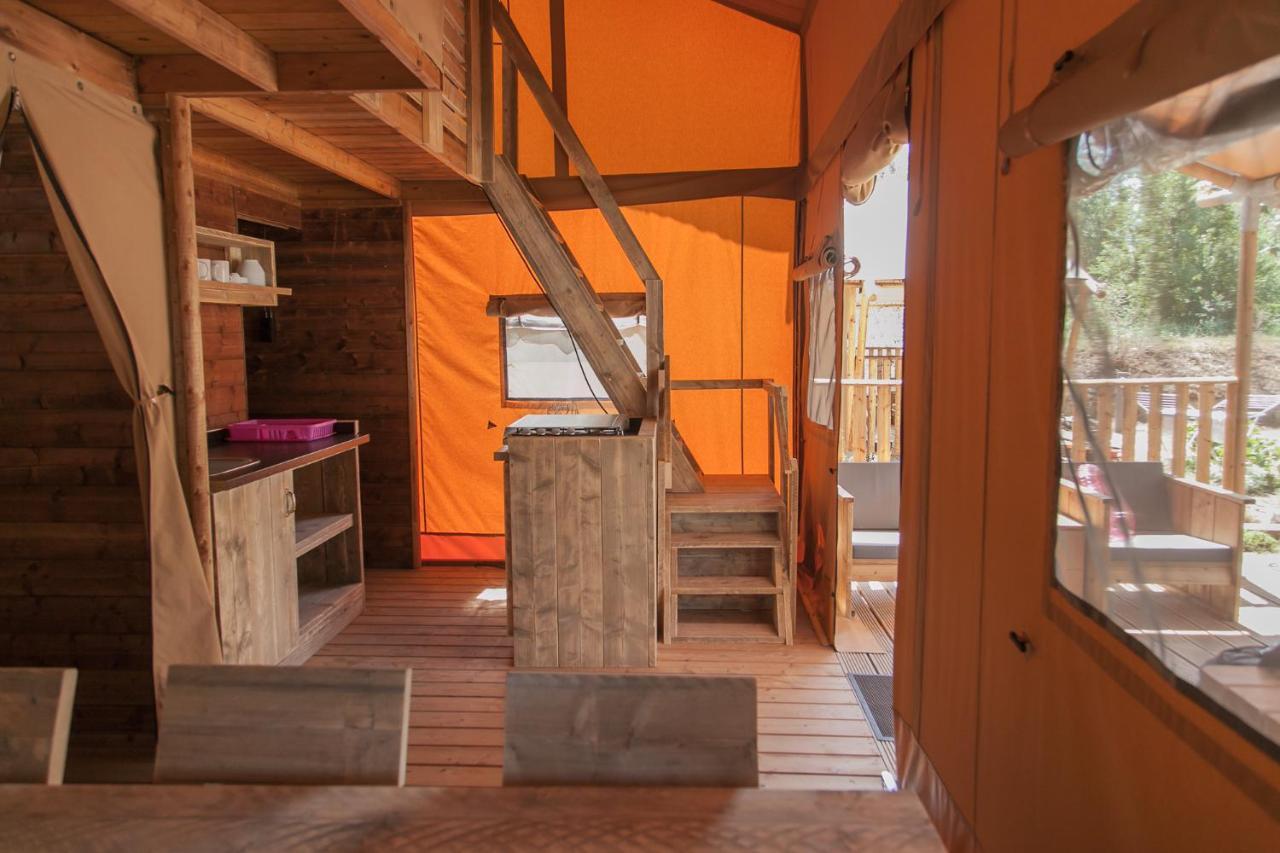 Camping Senia Riu Sant Pere Pescador Exterior foto