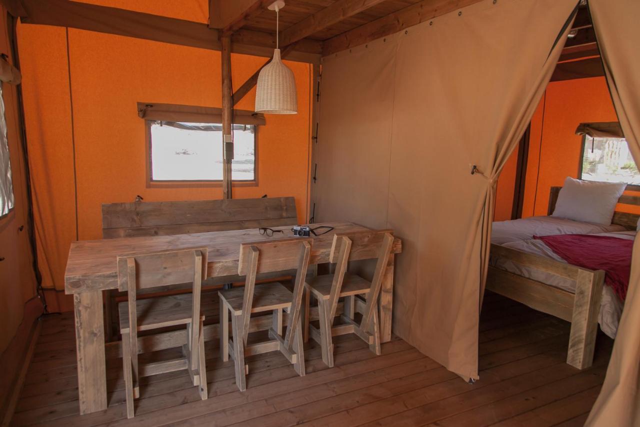 Camping Senia Riu Sant Pere Pescador Exterior foto